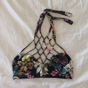 San Lorenzo Bikinis high neck interlace top black